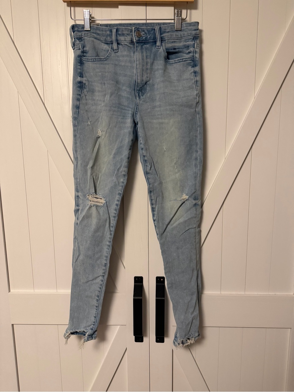 American Eagle Outfitters Distressed Jeggings